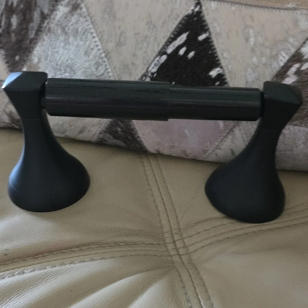 Sleek Black Bath Accessory